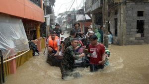 3 Jam Hujan Sejumlah Kawasan Di Manado Banjir