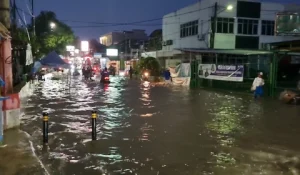 Perumahan Pondok Aren Tangerang Selatan Terendam Banjir