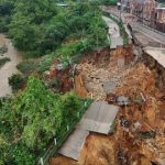 Tebing Longsor Akibat Hujan Deras Jembatan Putus di bogor