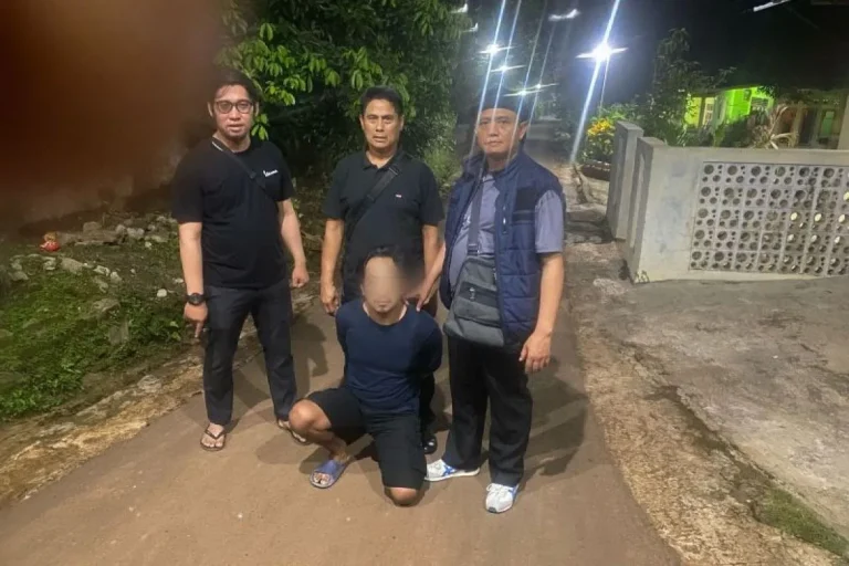 Pria Ditangkap Usai Aniaya Tetangga dengan Golok di Tangerang