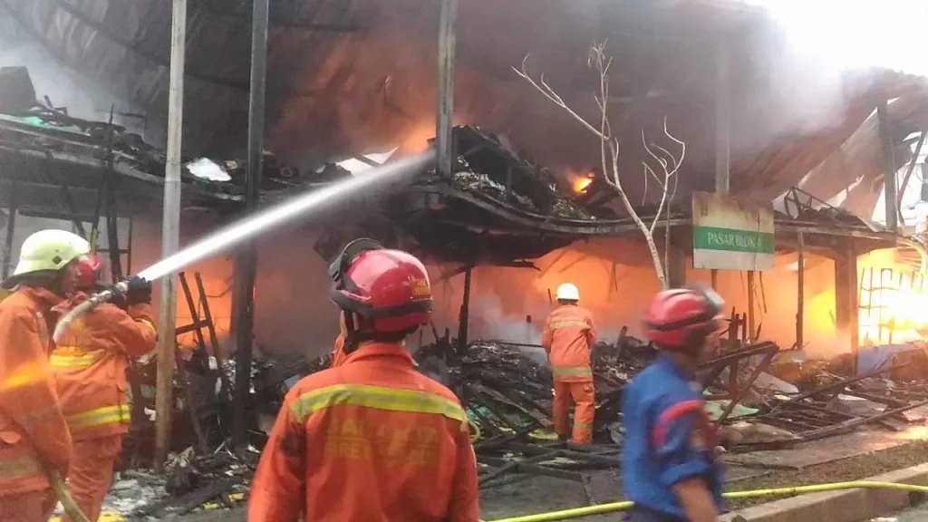 Rumah di Bambu Apus Kebakaran Di Jakarta Timur