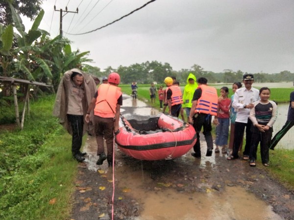 18 Kecamatan Terendam Pemkab Pandeglang Siaga Darurat